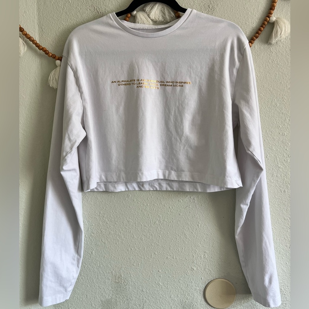 Alphalete white long sleeve crop top